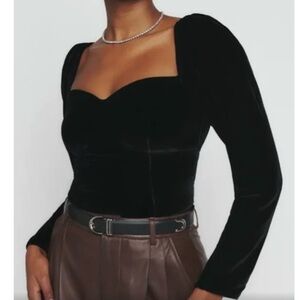 Reformation Monroe Velvet top - size 6